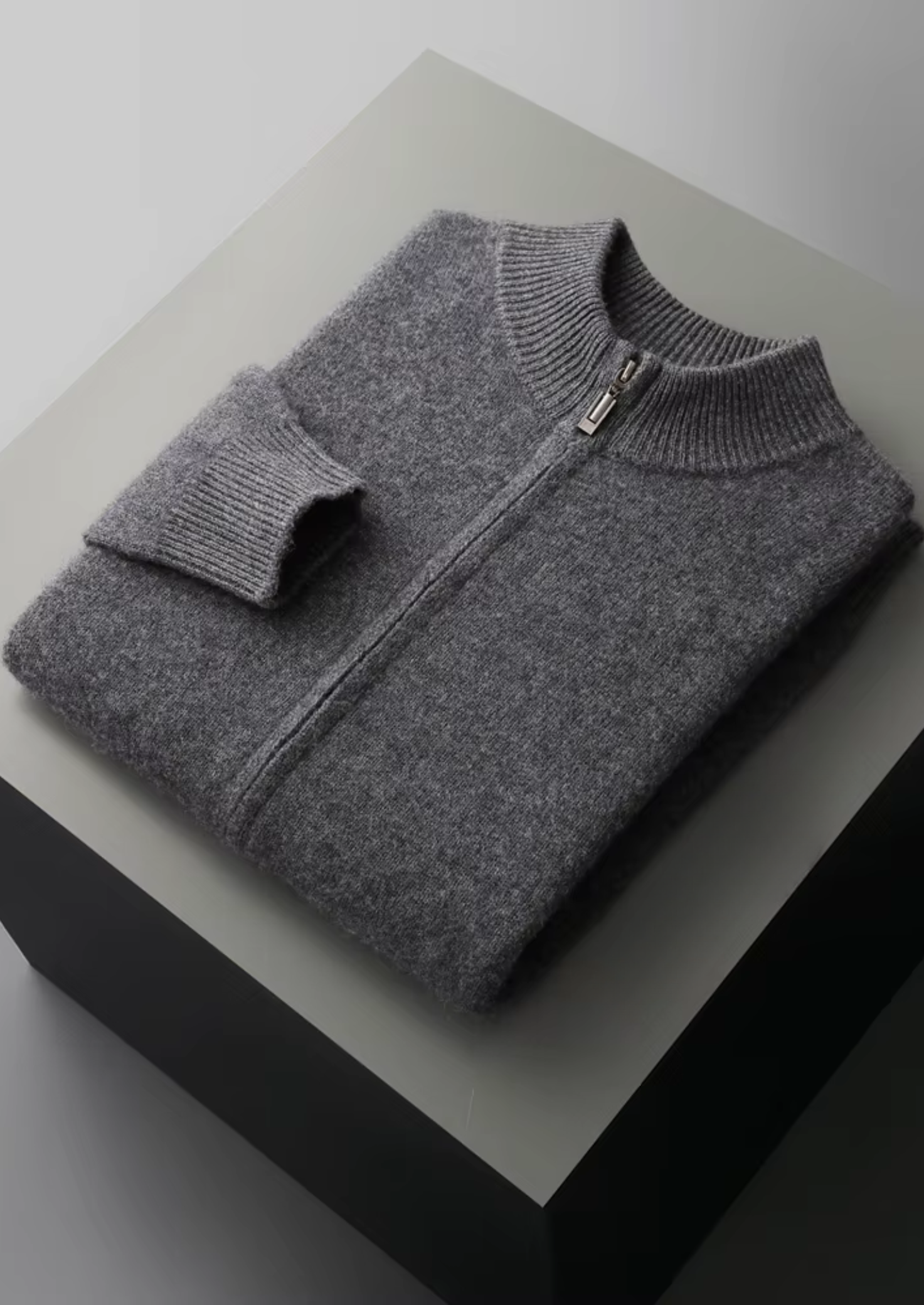 Saf Ekstra İnce Merino Yünü Fermuarlı Hırka