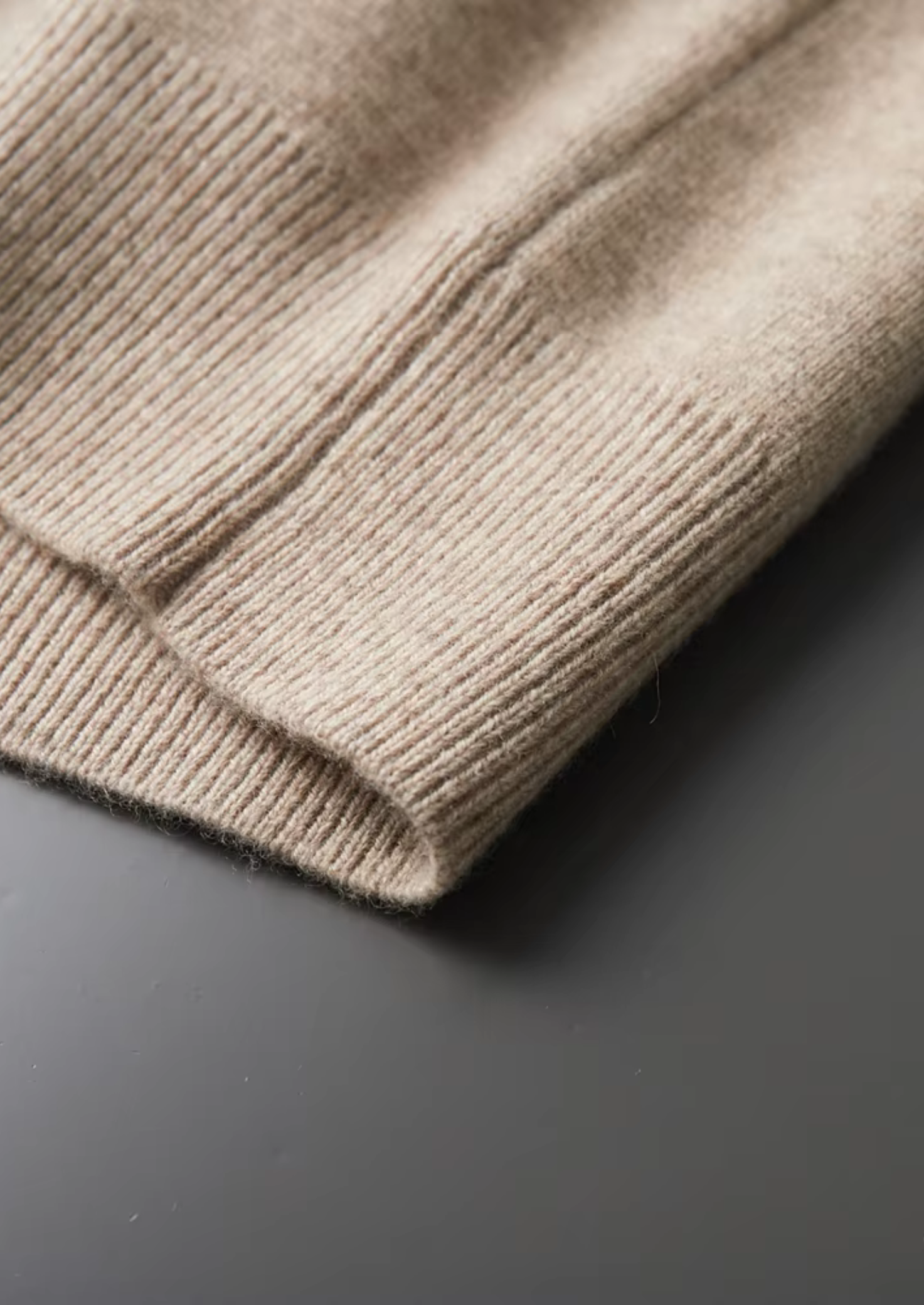 Saf Ekstra İnce Merino Yünü Fermuarlı Polo Hırka