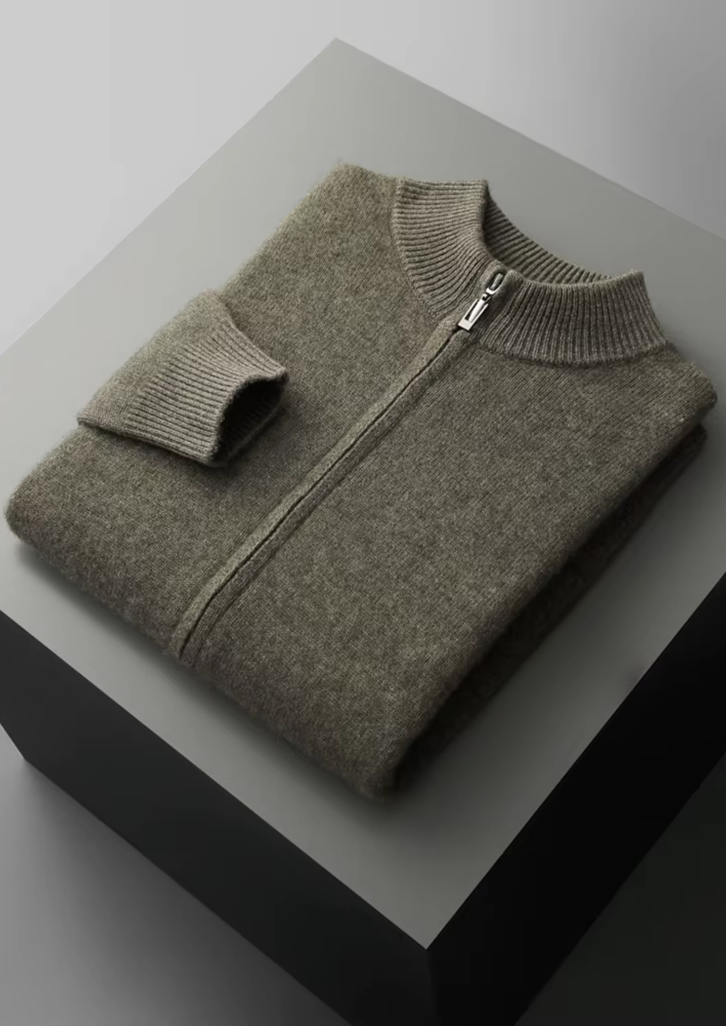 Saf Ekstra İnce Merino Yünü Fermuarlı Hırka