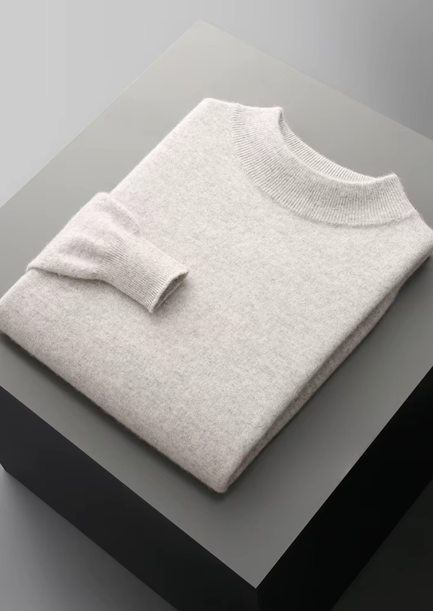 Saf Ekstra İnce Merino Yünlü Klasik Boğazlı Kazak