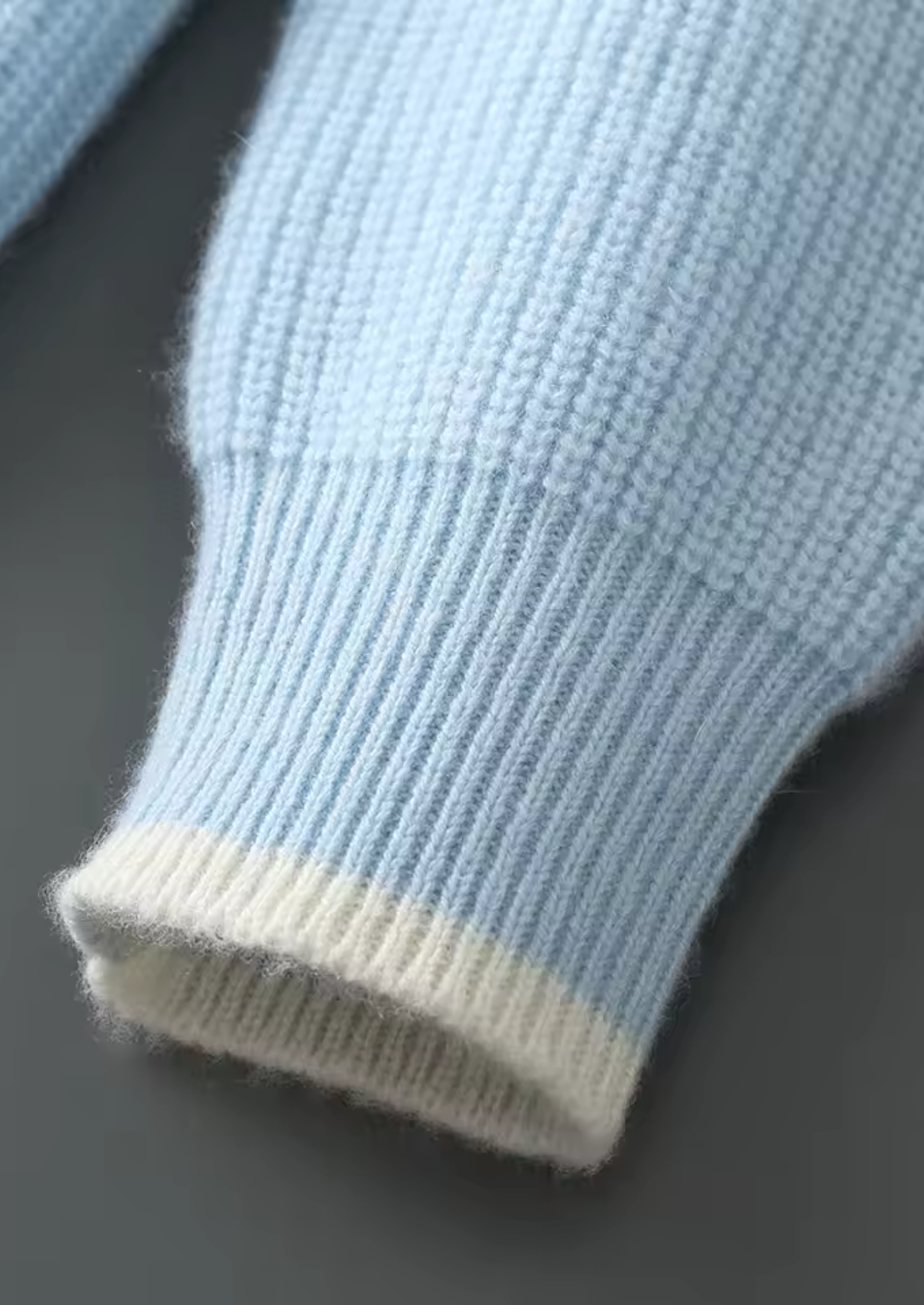 Saf Ekstra İnce Merino Yünü Çift Renkli Kazak