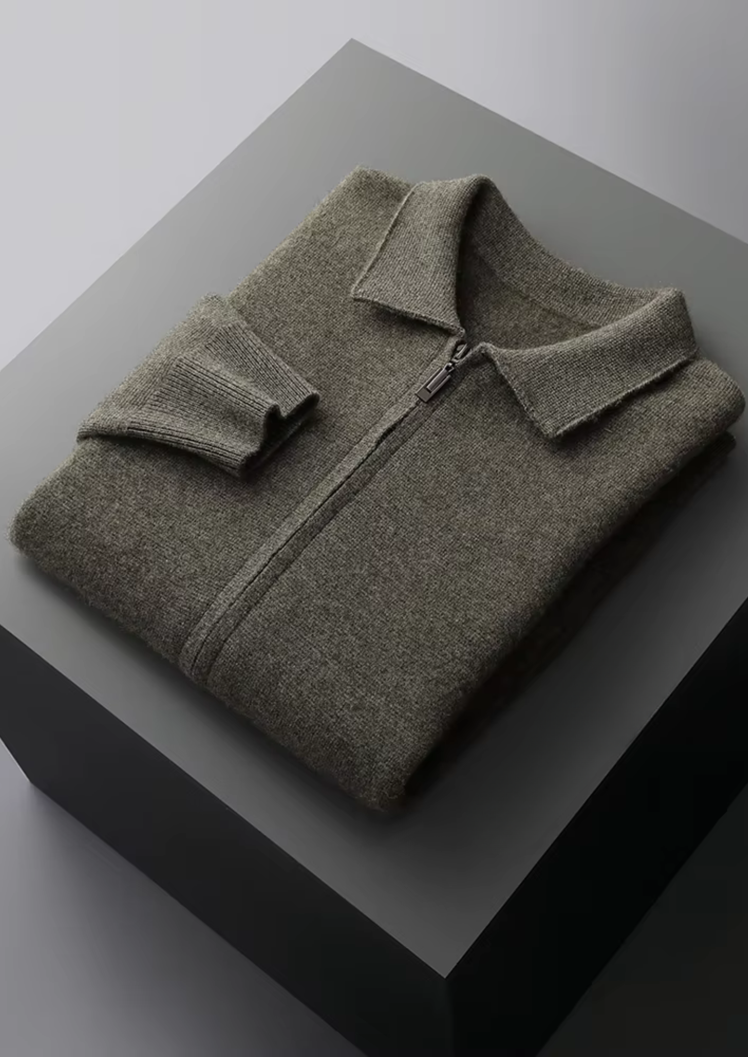 Saf Ekstra İnce Merino Yünü Fermuarlı Polo Hırka
