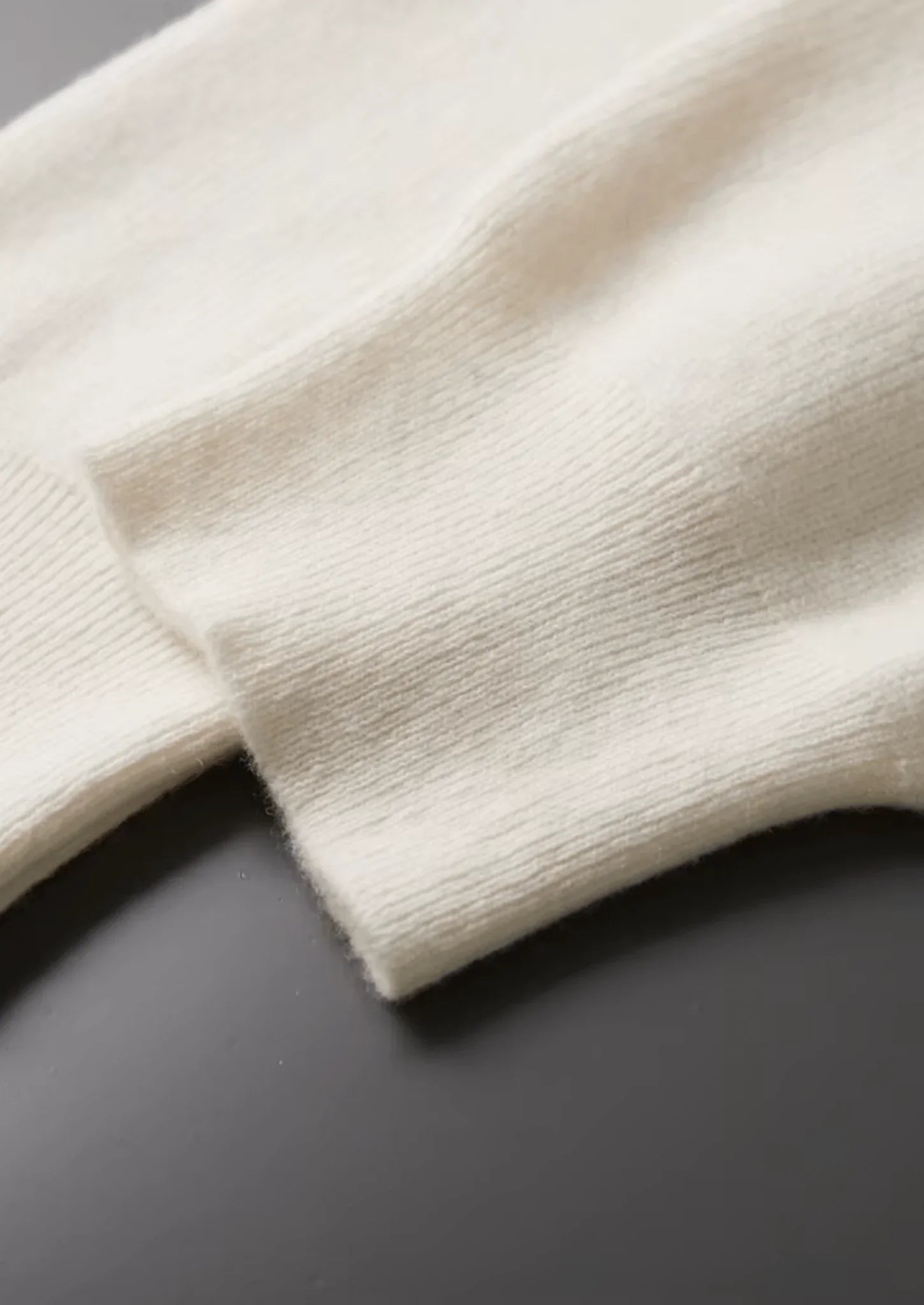 Saf Ekstra İnce Merino Yün Alessio Takım - Martin Milano