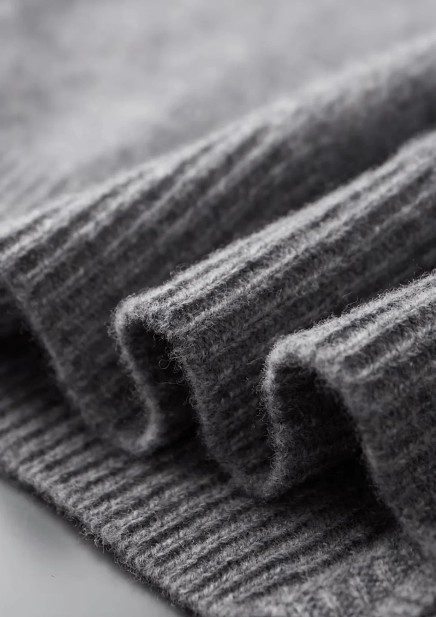 Saf Ekstra İnce Merino Yünü Çift Renk Fermuarlı Hırka - Martin Milano