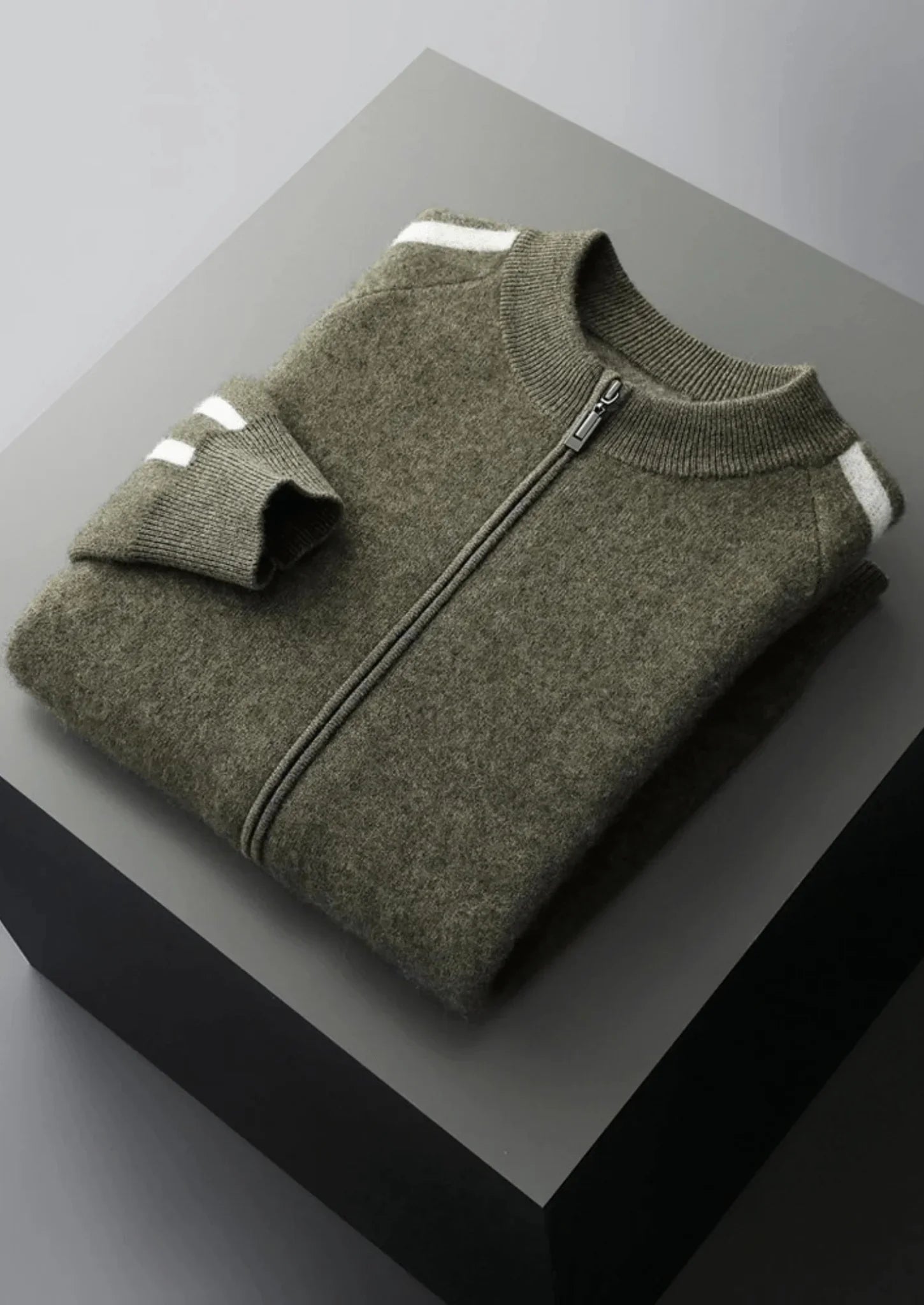 Saf Ekstra İnce Merino Yünü Çizgili Hırka - Martin Milano