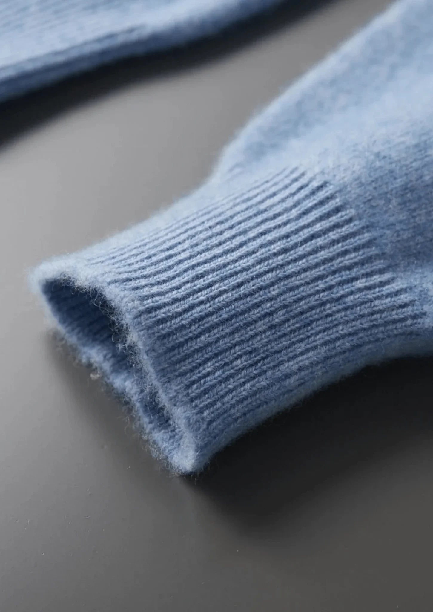 Saf Ekstra İnce Merino Yünü Klasik Bisiklet Yaka Kazak - Martin Milano