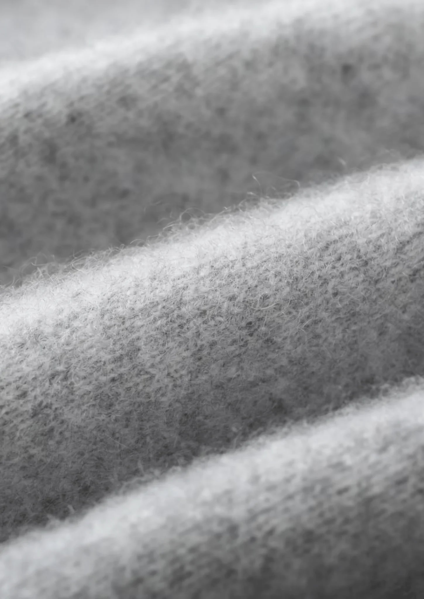 Saf Ekstra İnce Merino Yünü V Yaka Hırka - Martin Milano