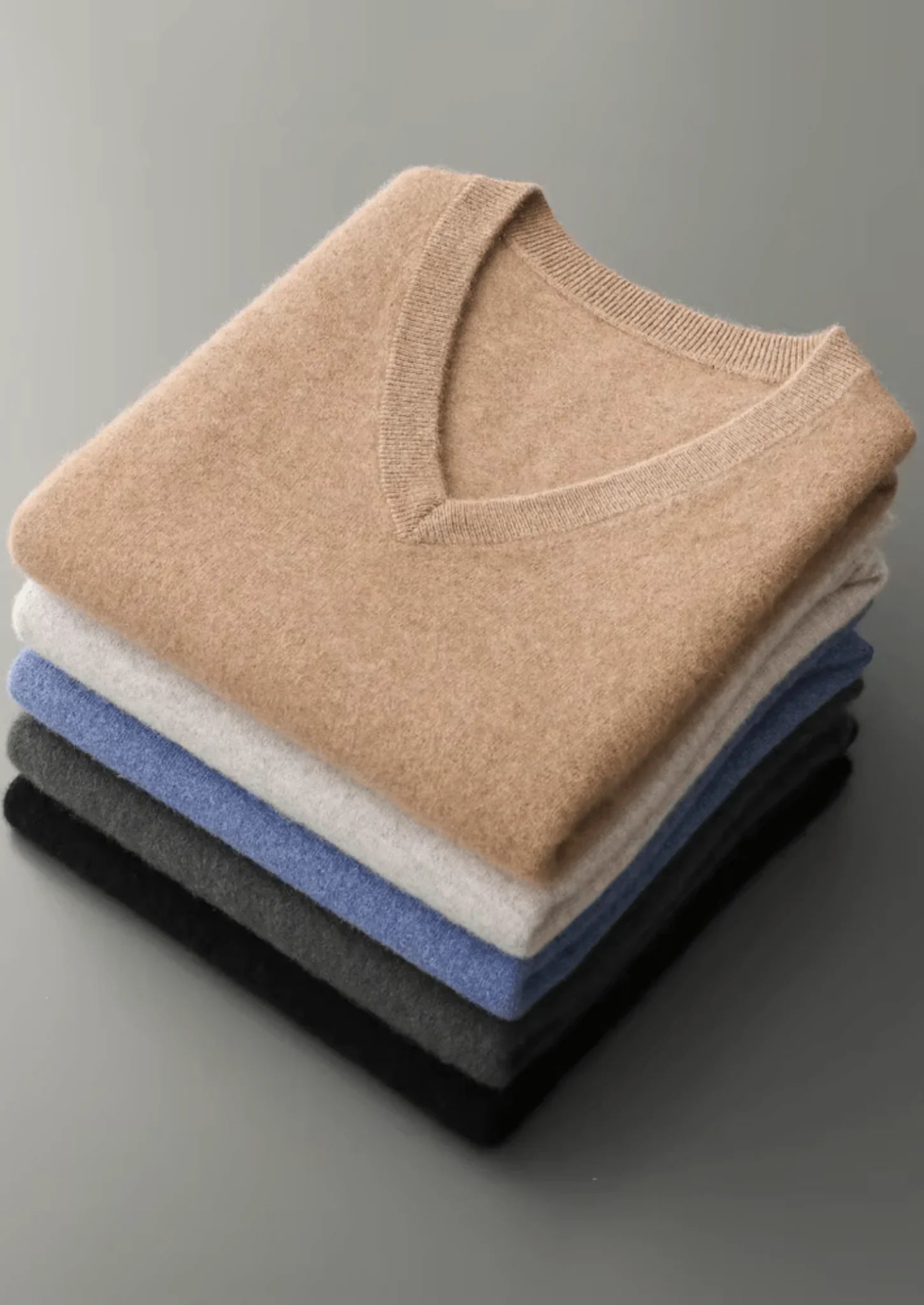 Saf Ekstra İnce Merino Yünü V Yaka Süveter - Martin Milano