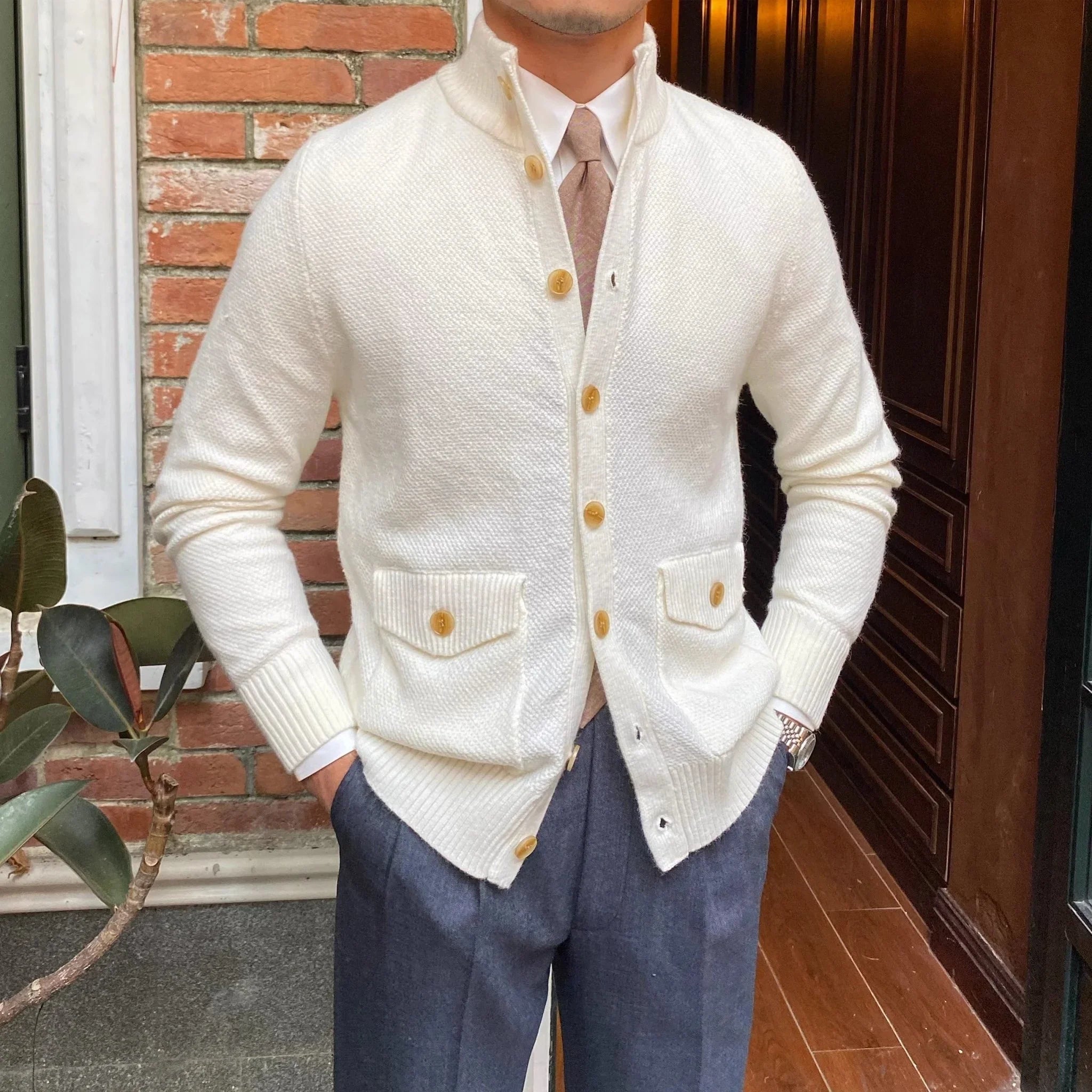 Dokulu Düğmeli Örgü Hırka - Martin Milano