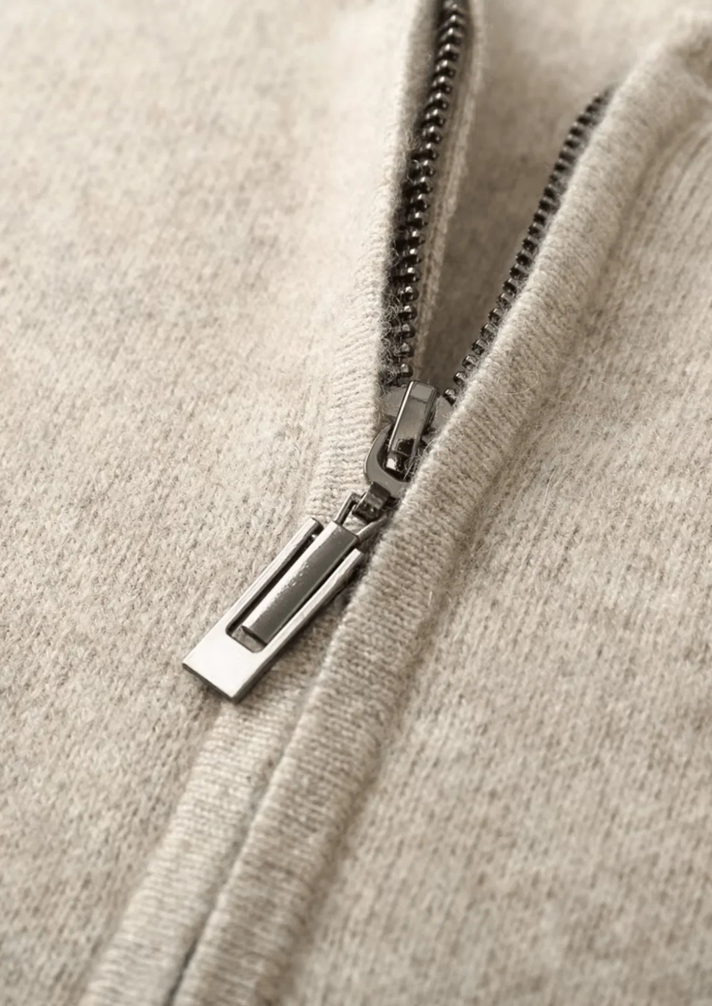 Saf Ekstra İnce Merino Yünü V Yaka Hırka - Martin Milano