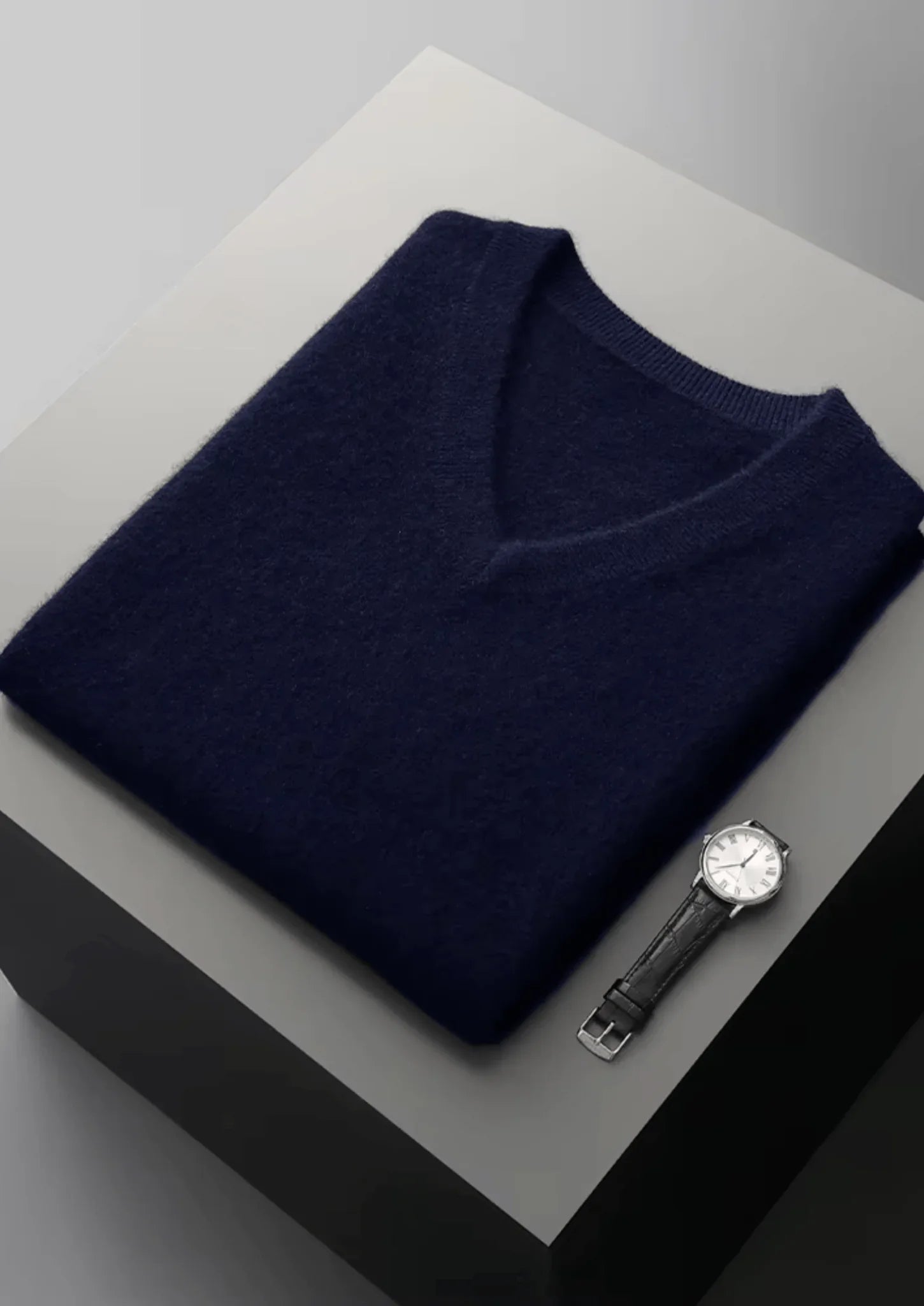 Saf Ekstra İnce Merino Yünü V Yaka Süveter - Martin Milano