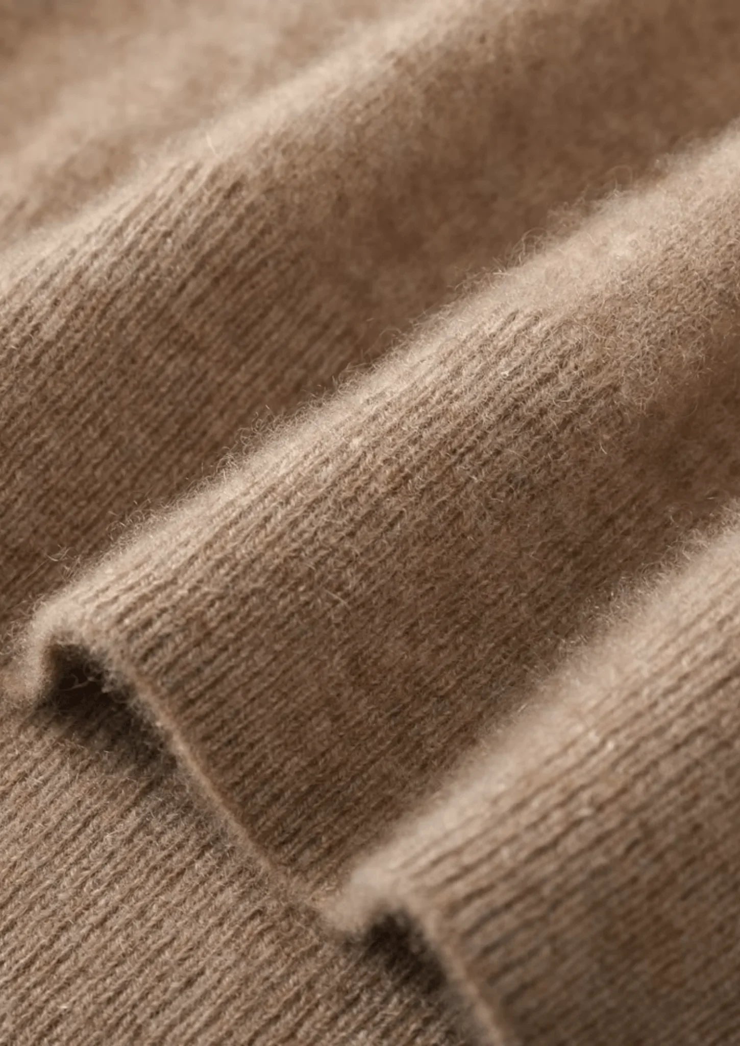 Saf Ekstra İnce Merino Yünü V Yaka Süveter - Martin Milano